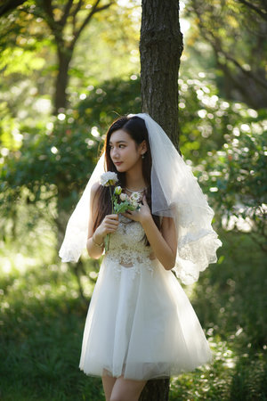 教室内污辱女教师BD高清在线观看