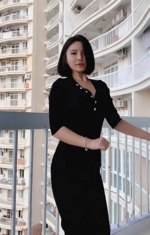 日韩人妻无码精品4k岛国