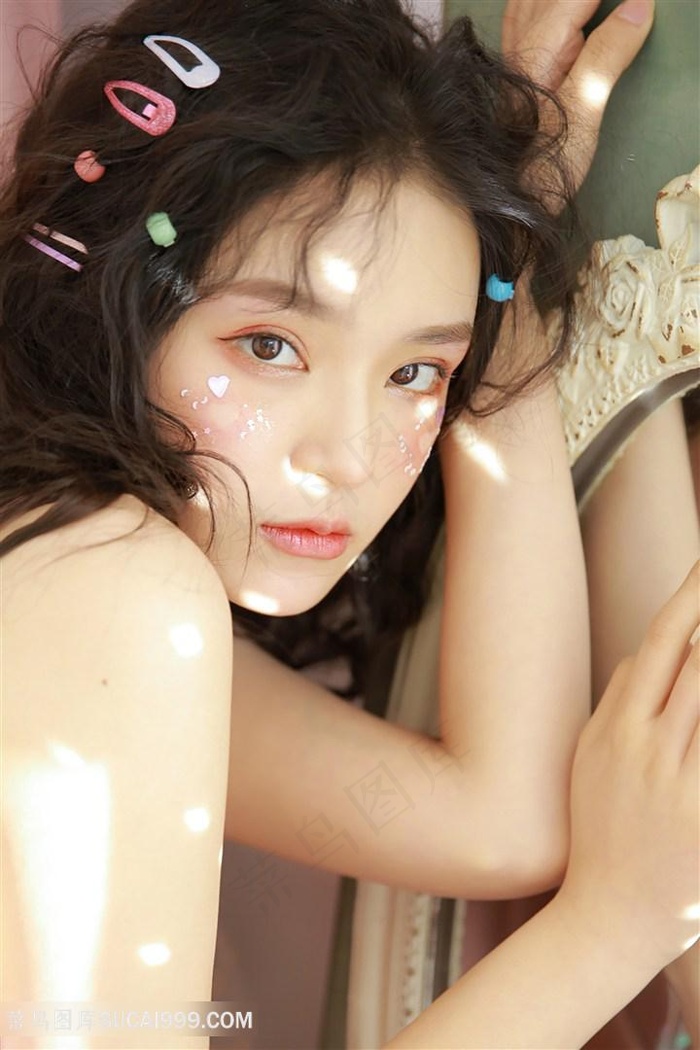 精品国色生香卡一卡二