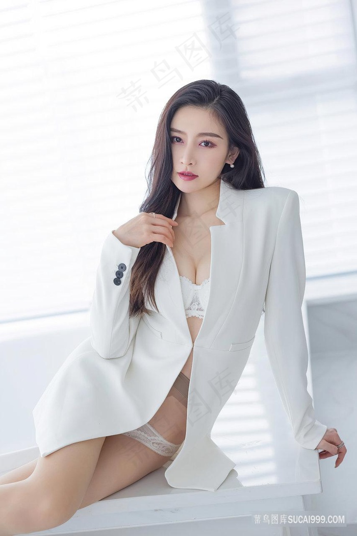 美女被催眠控制