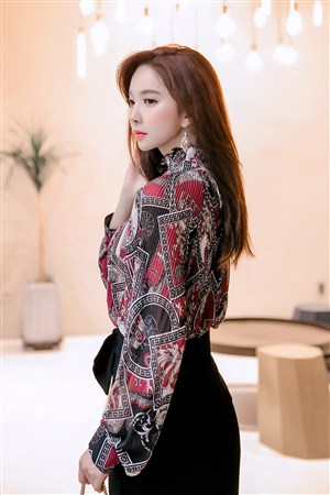 美女来了视频观看