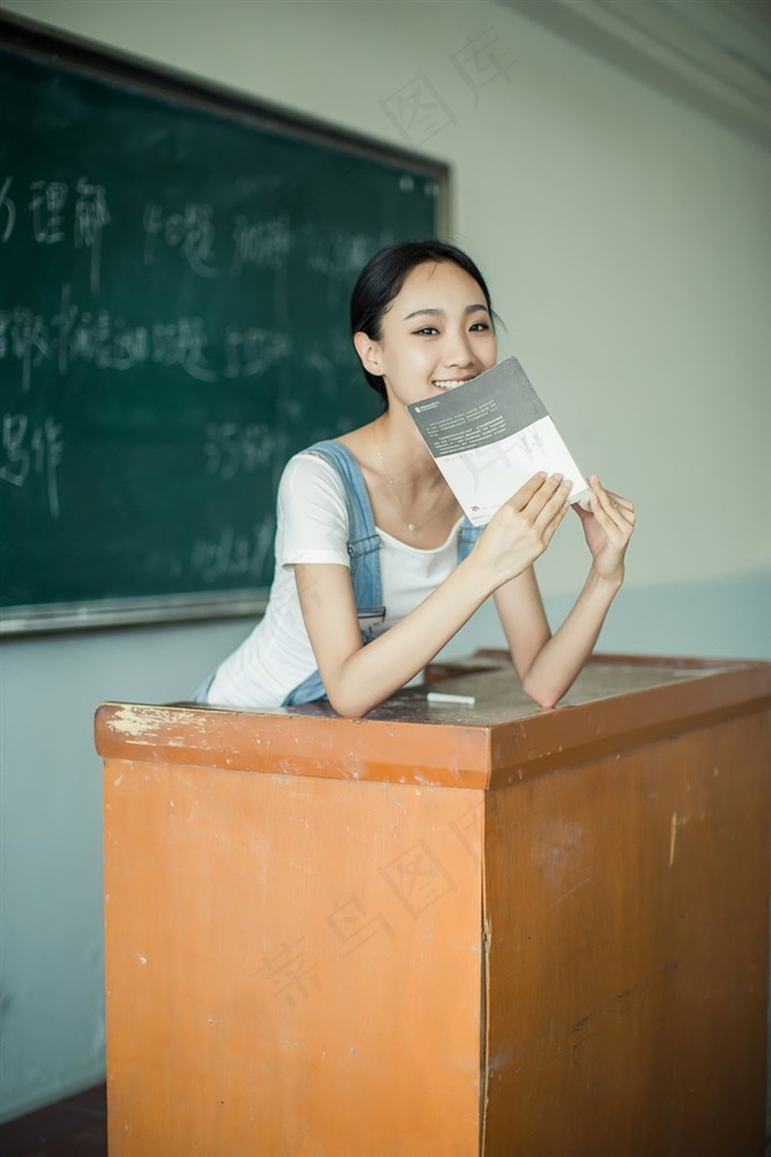 成年超爽大片免费视频播放