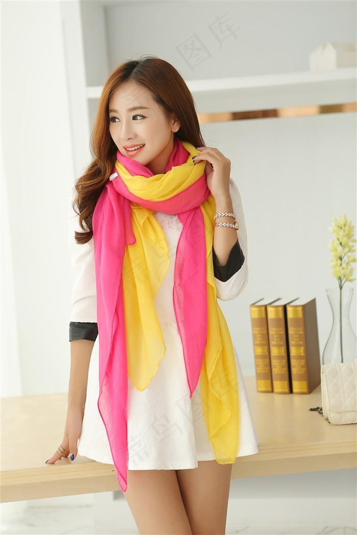 男人桶进美女屁股免费看