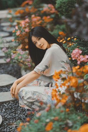 JAPAN白嫩丰满人妻VIDEOS