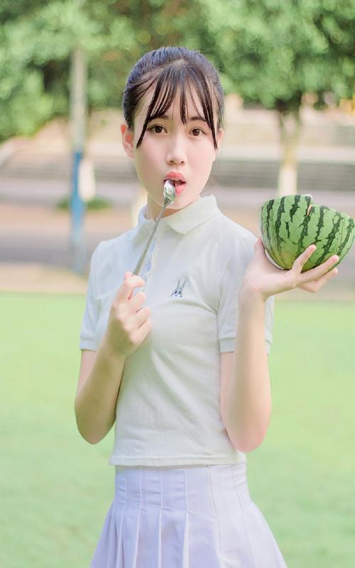 偷窥wc美女毛茸茸视频