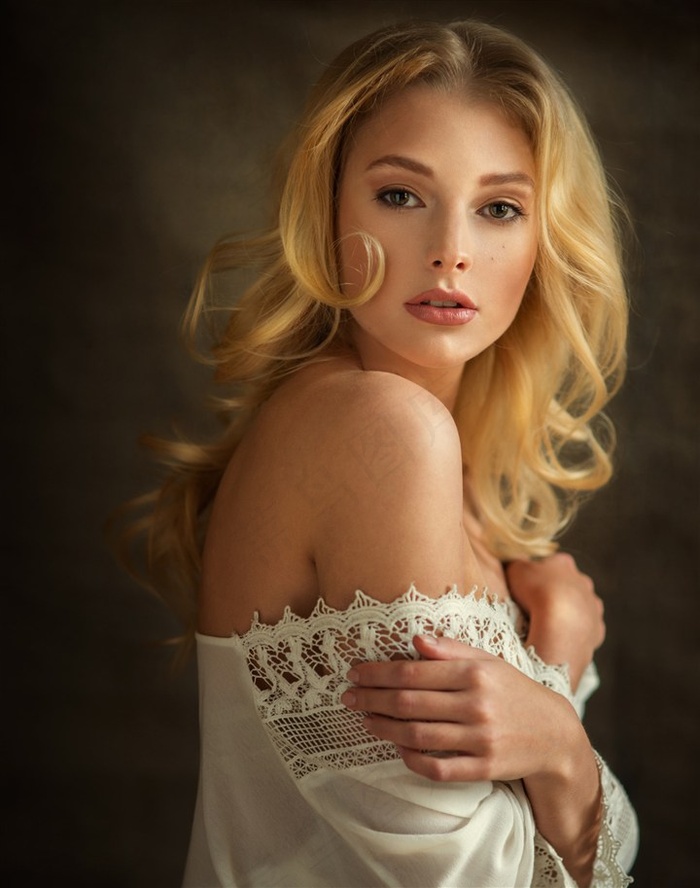 淫辱的秘书调教(H)小说